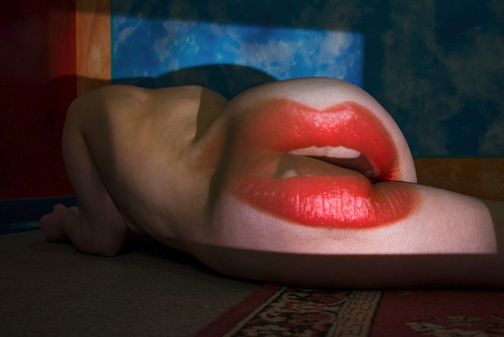 Crónica de una noche soft de voz tierna con rizos&nbsp;rojizos